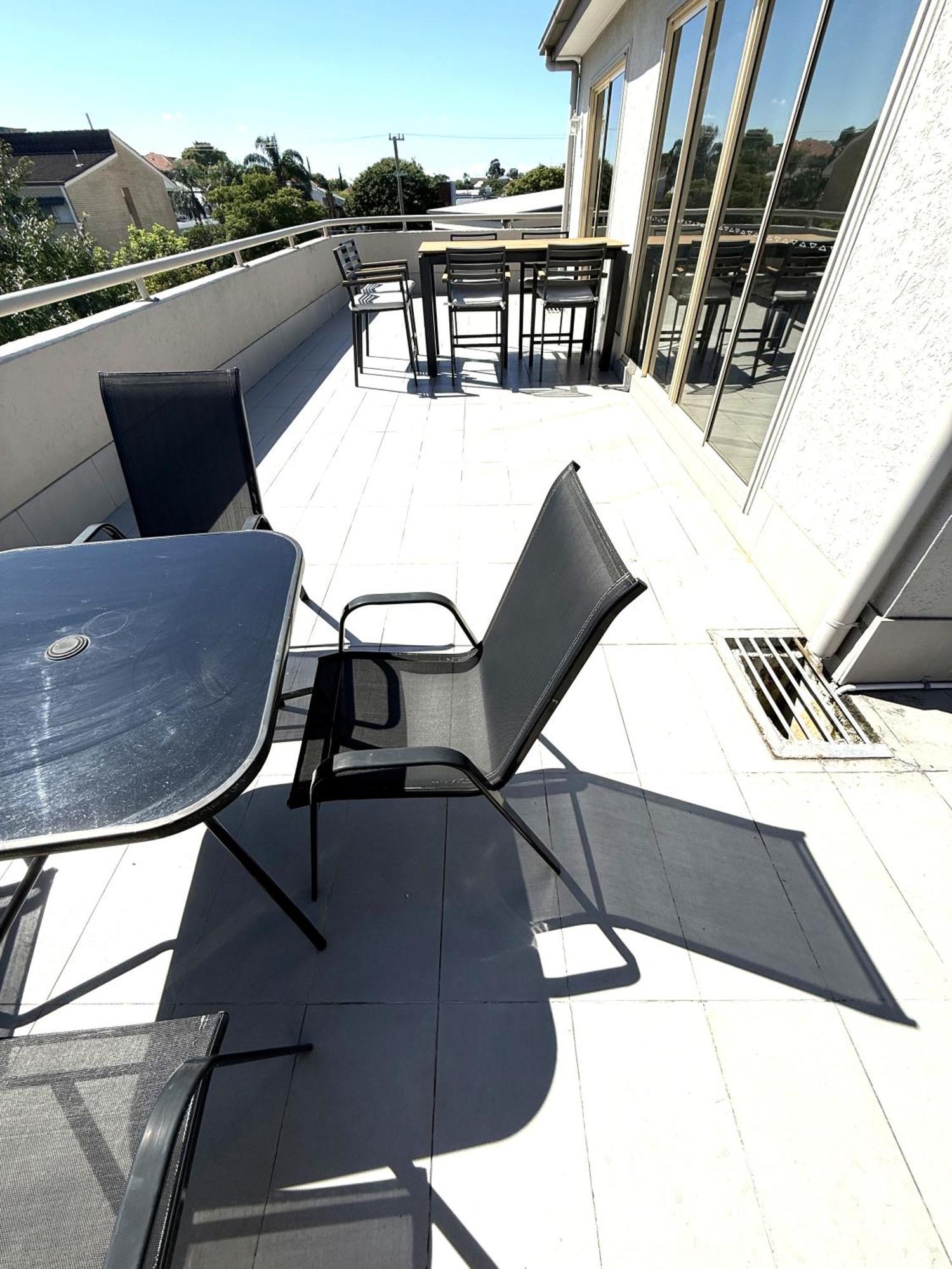 Hampton Court Apartments Brisbane Exterior photo
