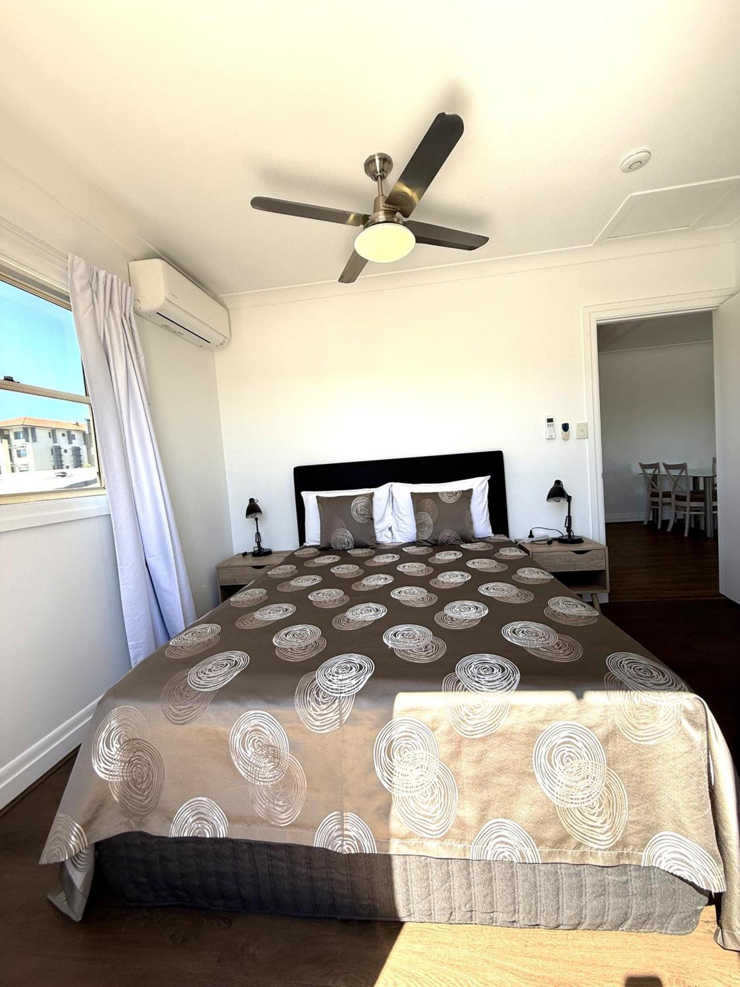 Hampton Court Apartments Brisbane Exterior photo